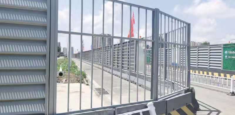 大足装配式百叶钢构围挡（合肥市政围挡）